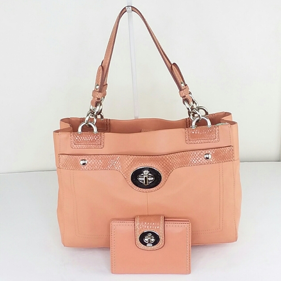 Coach Handbags - Coach 2Pc. Set Penelope Melon Leather Bag & Wallet